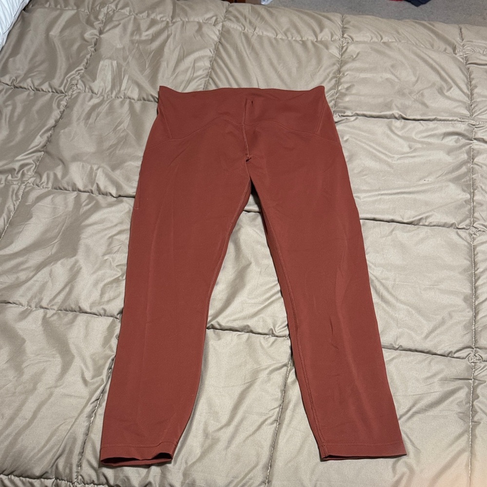 Women’s Lululemon Terra cotta Leggings. 26” inseam